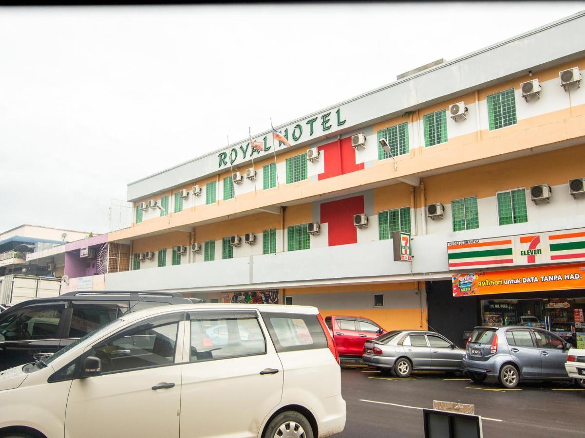 Oyo 89408 Royal Hotel Keningau Exterior foto