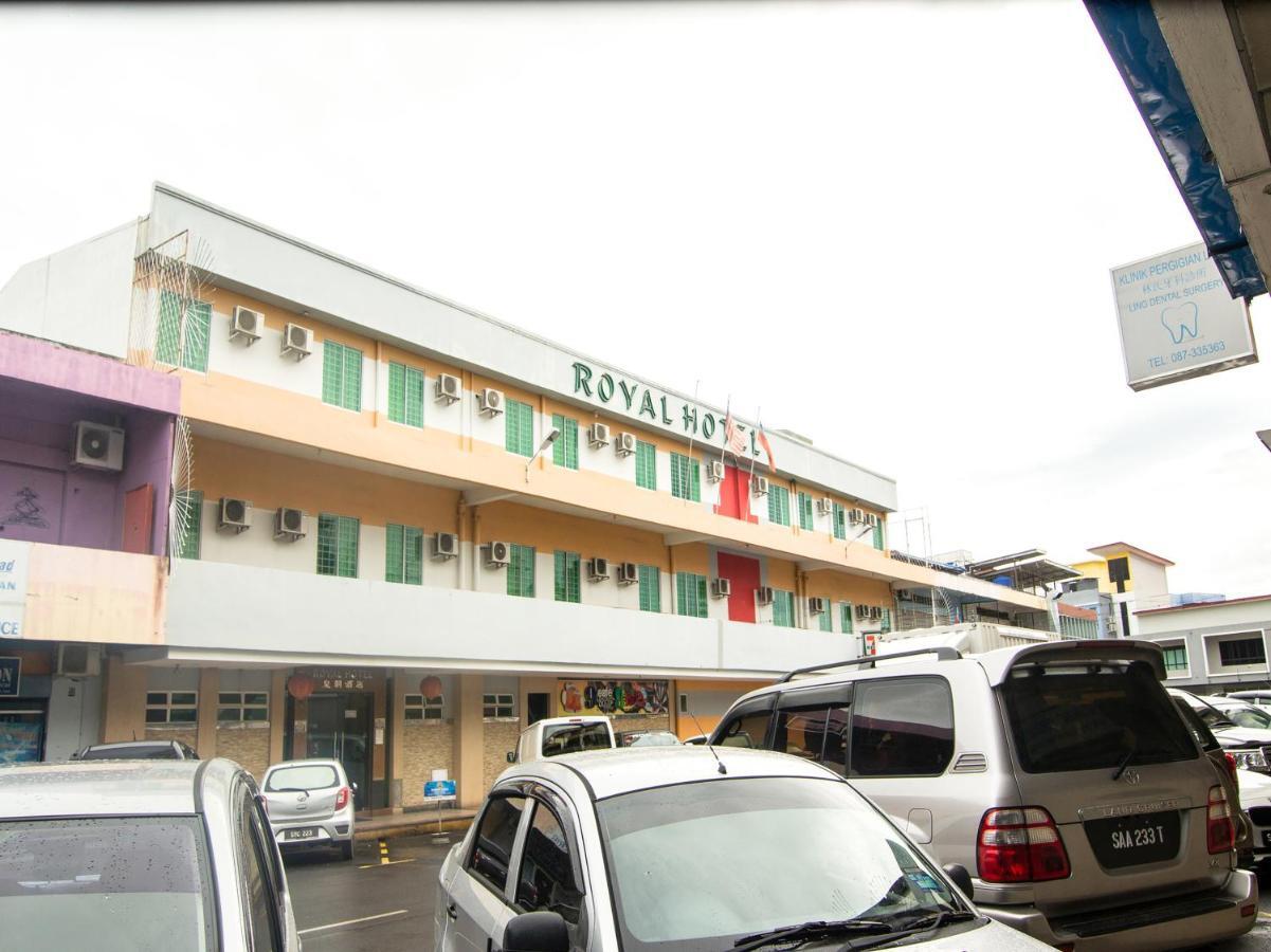 Oyo 89408 Royal Hotel Keningau Exterior foto